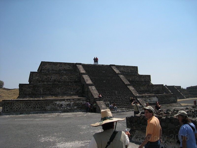 Mexico Pyramids - Mexico City 2009 0915.jpg - A trip to the Teotihuacan area of Mexico to visit the pyramids. A vast complex and a great climb to the top. This was followed by lunch in a cave, then a visit to the historical center of Mexico City. March 2009.